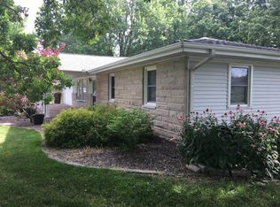 1200 Roosevelt Rd, Taylorville, IL 62568