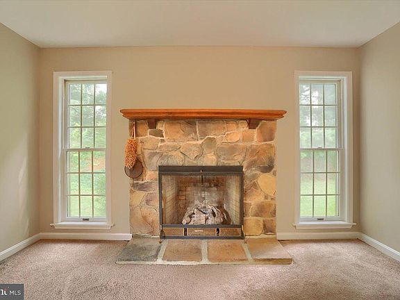 4th image of 505 E Conestoga St