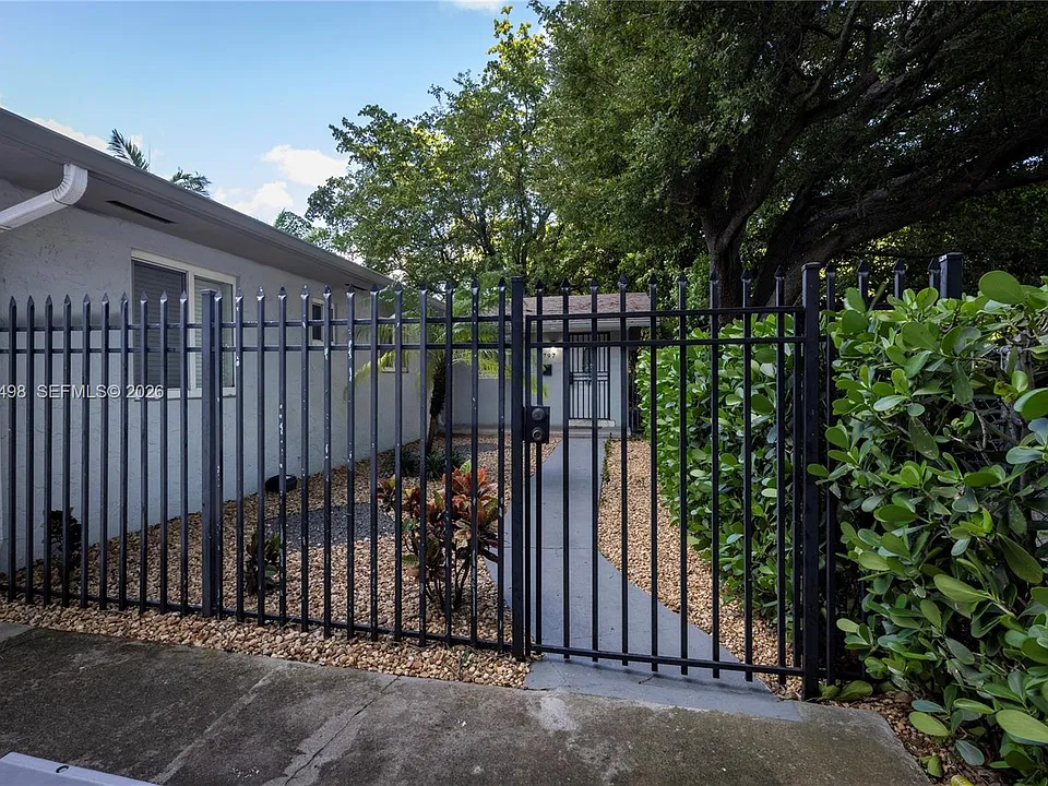 2797 SW 27th Ter #2797