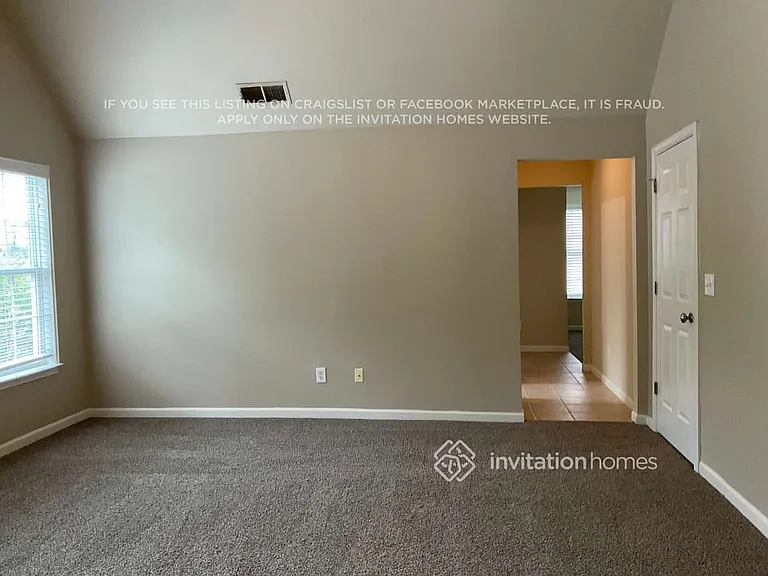 4015 Pointe Vecchio Cir — Photo 8