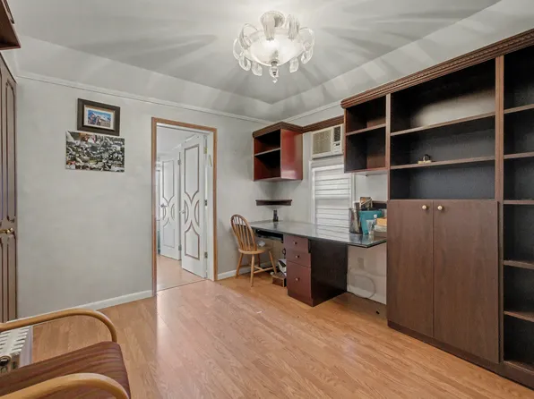 3731 Maple Avenue image 27 of 34