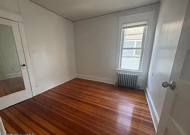 361 Manning Blvd #2 — Photo 8