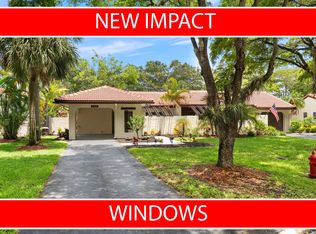 21690 Tall Palm Cir, Boca Raton, FL 33433