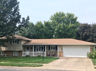 457 S Montana Ave, Morton, IL