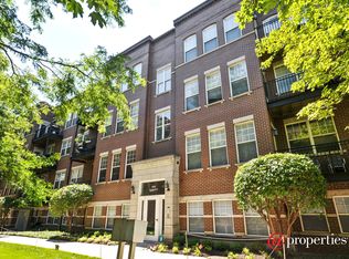 302 W Scott St #204, Chicago, IL 60610