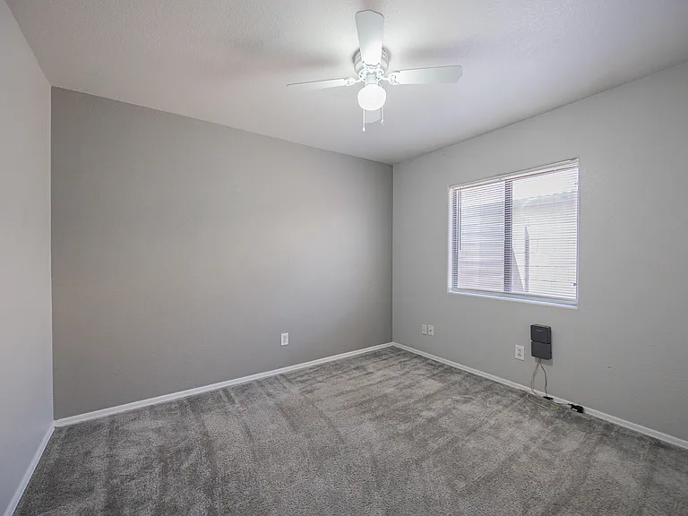 13344 W Desert Ln — Photo 20