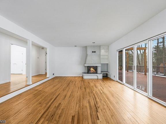 5th image of 10 Blazier Road