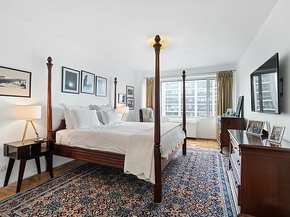 3rd image of 303 E 57th St APT 28F