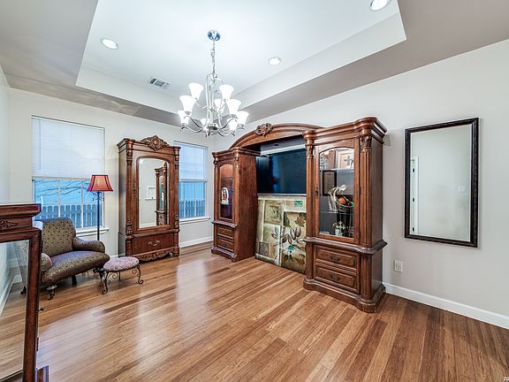 5th image of 15307 Rhodius