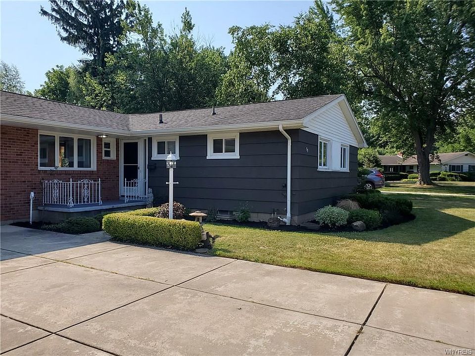 1st image of 79 Meadow Stream Dr