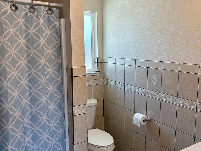 2893 Helm Ave — Photo 5