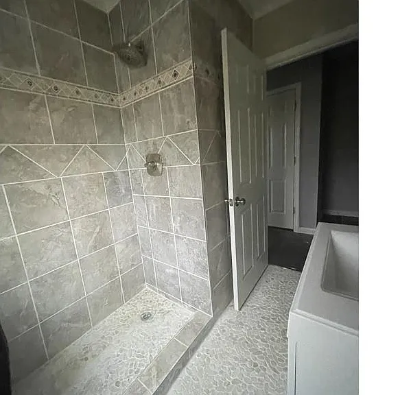 312 Cambridge Ave #C — Photo 10