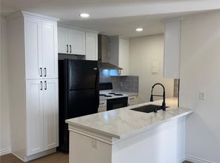 2511 W Sunflower Ave UNIT F11, Santa Ana, CA