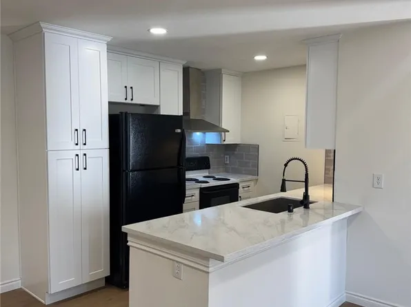 2511 W Sunflower Ave Unit F11, Santa Ana, CA 92704