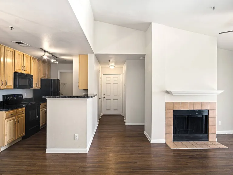 Los Altos at Altamonte Springs — Photo 18