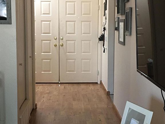 3rd image of 6976 N Village View Dr