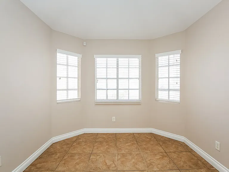 1019 Edgestone Mark Ave — Photo 7