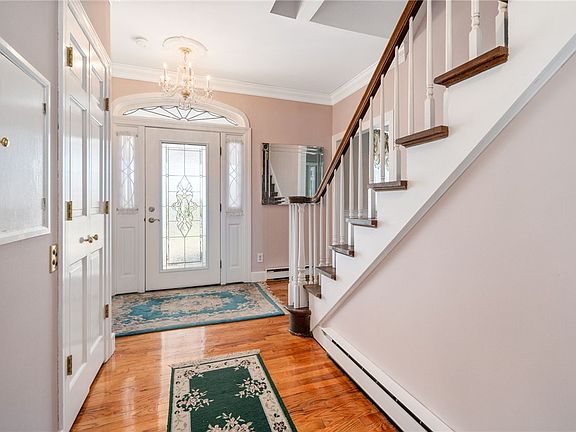 4th image of 149 Thomas Rd