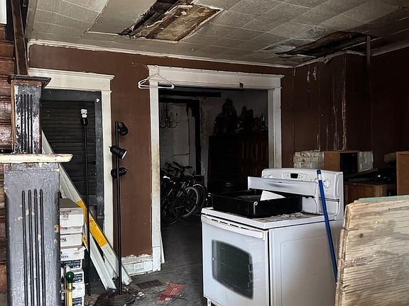 3rd image of 2522 S Millick St