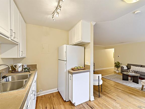 5th image of 1242 Gaylord Street #103