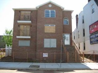 390 S 10th St, Newark, NJ 07103