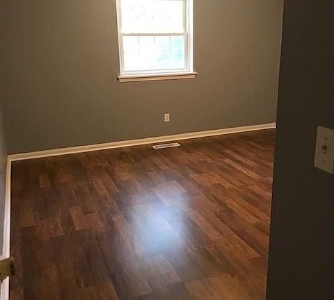 3rd image of 7010 Carriage Hill Dr APT 203