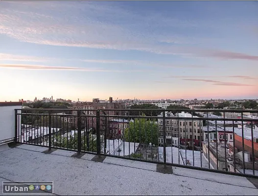 Rented by Greenrock Management | media 22