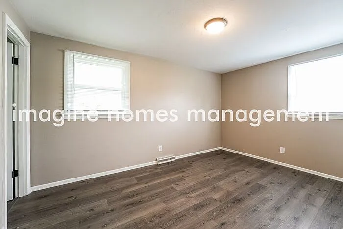 1184 Bucknell Dr — Photo 6
