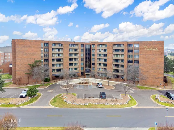 3403 Country Club Dr, Saint Clair Shores, MI 48082