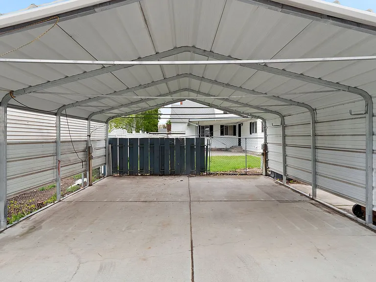 2521 W Sanson Ave — Photo 32