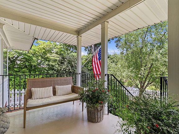 3rd image of 116 Azalea Ct