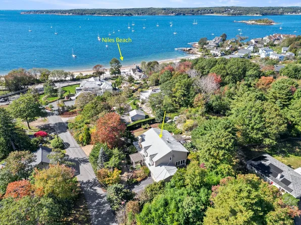 10 Stewart Ave, Gloucester, MA 01930