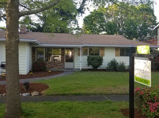 9895 SW Heather Ln, Beaverton, OR 97008