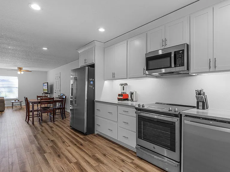 Older photo. Now has white subway tile backsplash