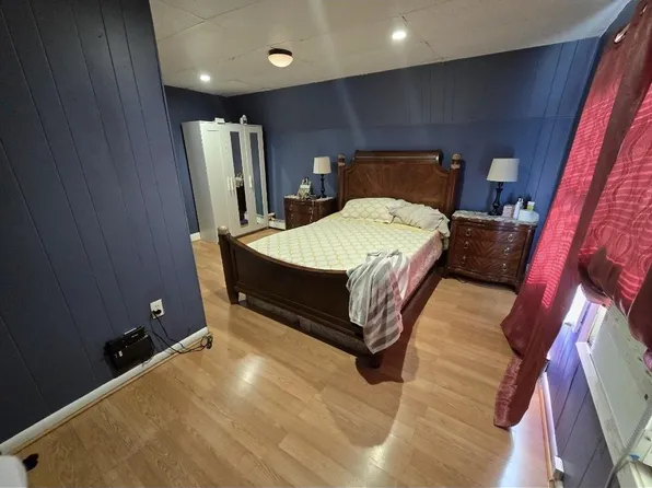 251 Highland Avenue image 23 of 34