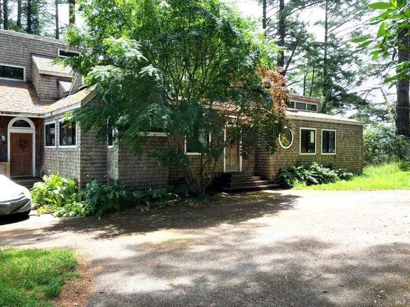 64 Drakes Summit Road, Inverness, CA 94937