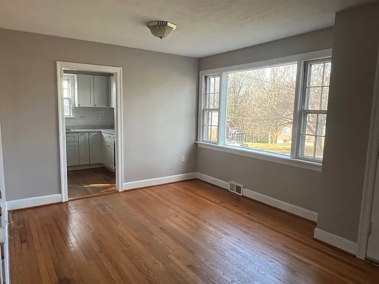 1119 Chestnut Hill Dr — Photo 20