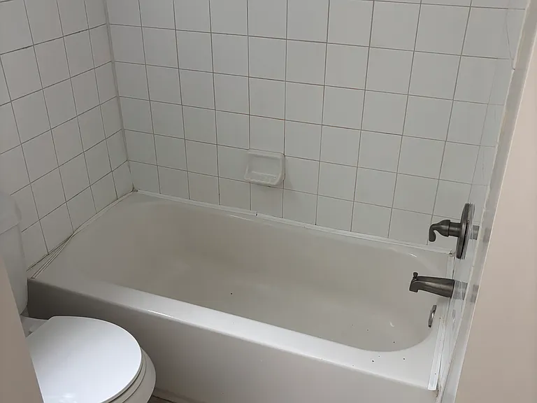 765 Saint Charles Ave NE #6 — Photo 9