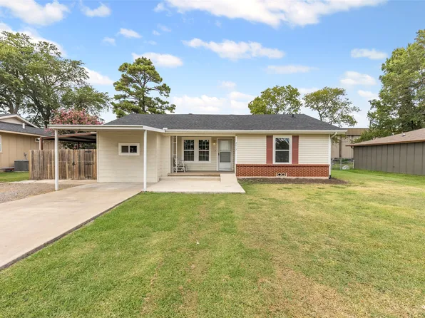 2812 Albert St, Greenville, TX 75401