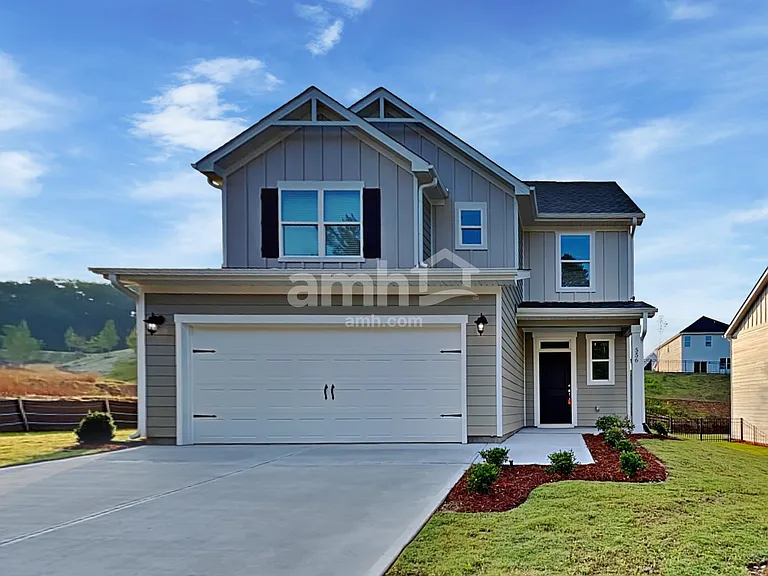 556 Summit View Ln — Photo 1