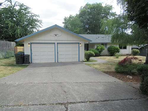 450 Lori Ave SE Photo 1
