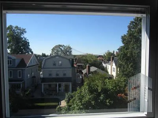 Rented by Skyline Group Real Estate | media 12