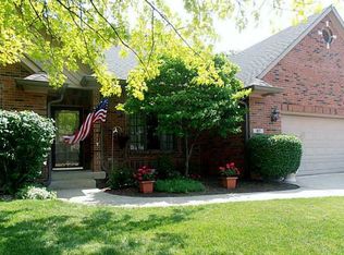 187 Runyon Deer Dr, Greenwood, IN