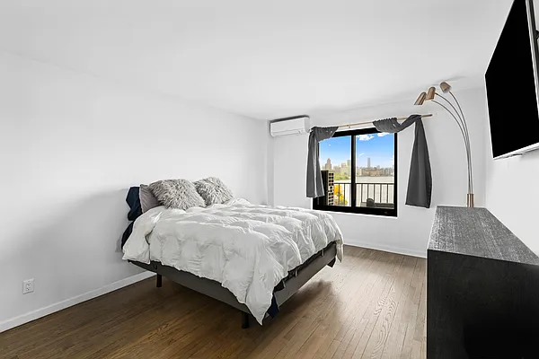 Rented by Keller Williams NYC | media 6