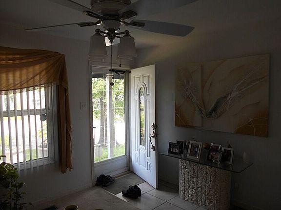 2nd image of 10225 Castle Dr