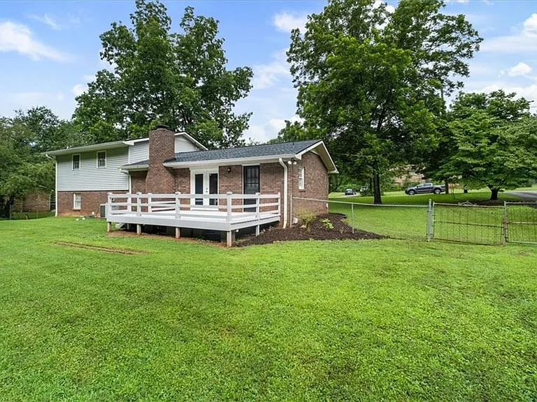 5146 Bramblewood Dr — Photo 46