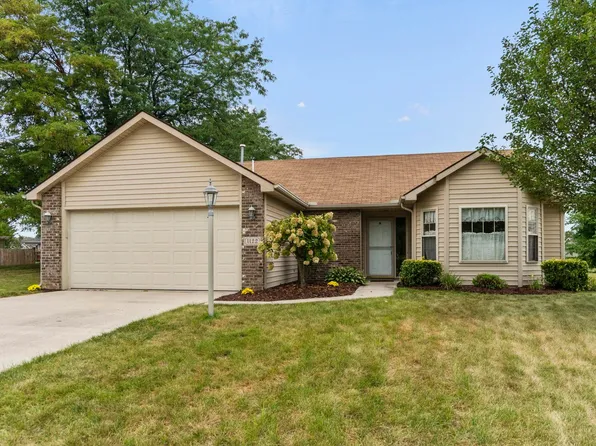 1122 Duesenberg Dr, Huntertown, IN 46748