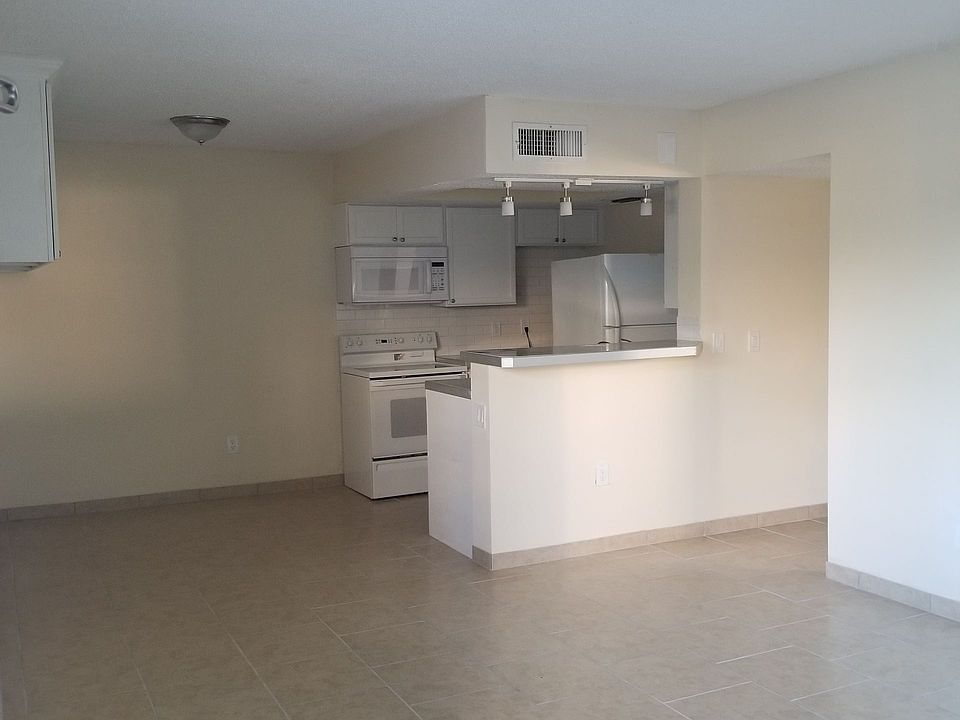 1st image of 7045 30th Ave N APT 23