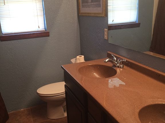 main bath new dbl snk & wall