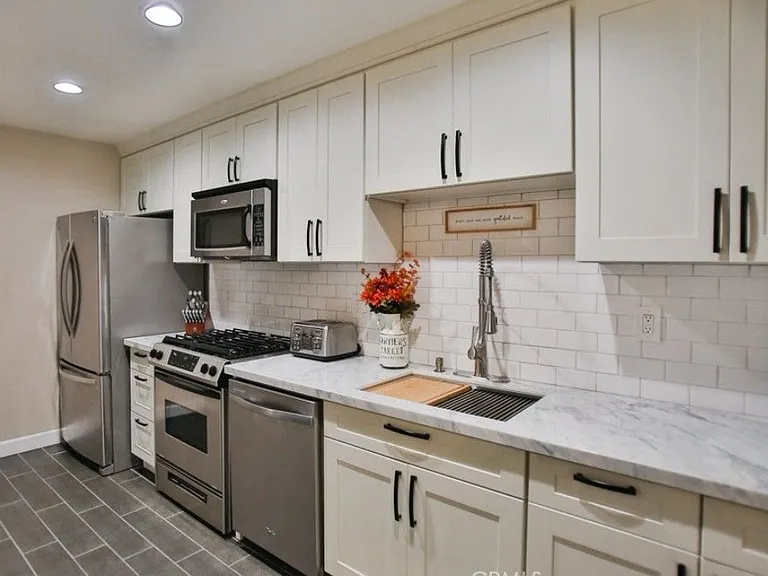 17168 Newhope St #111 — Photo 8